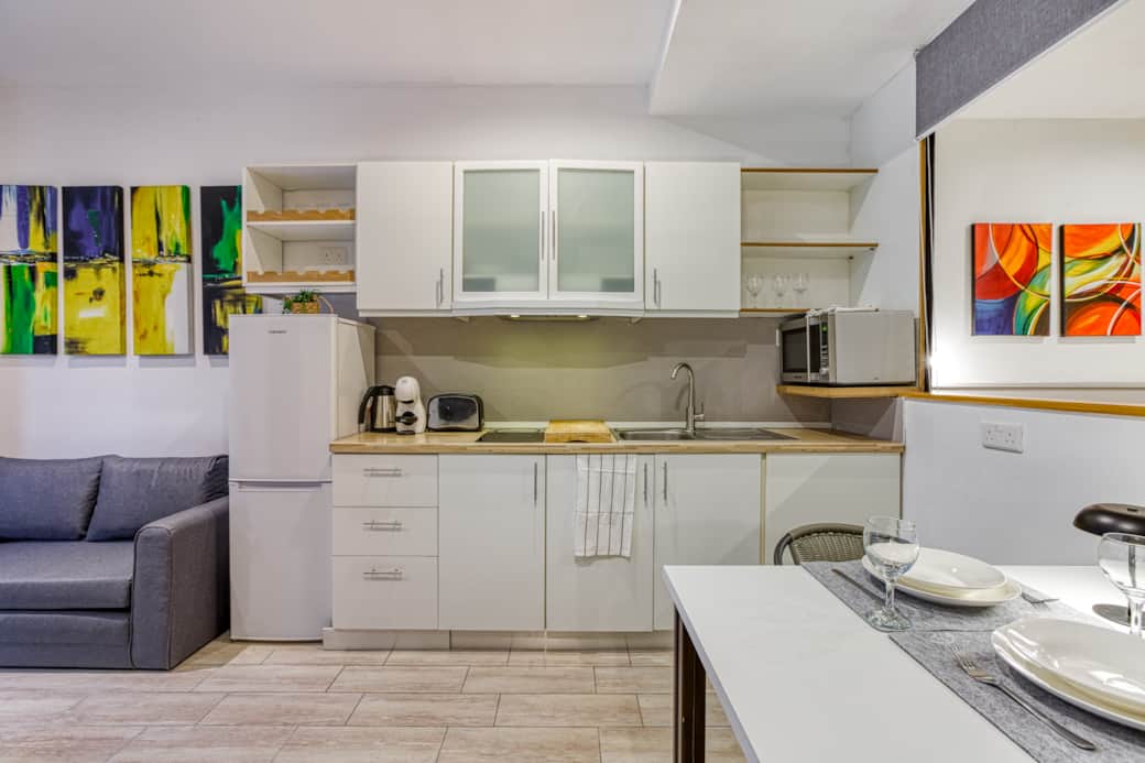 Fully equipped kitchenette and dining space