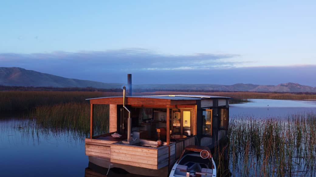Front Exterior - Hot Tub & Surroundings