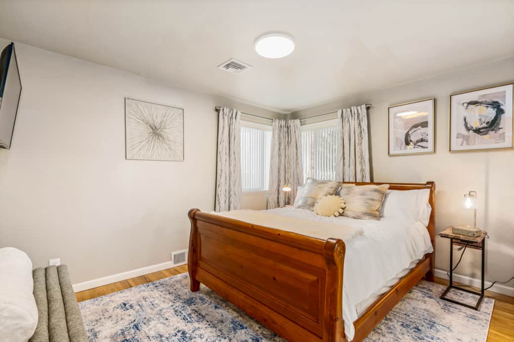 WEB RES - 14014 Courtland (13)