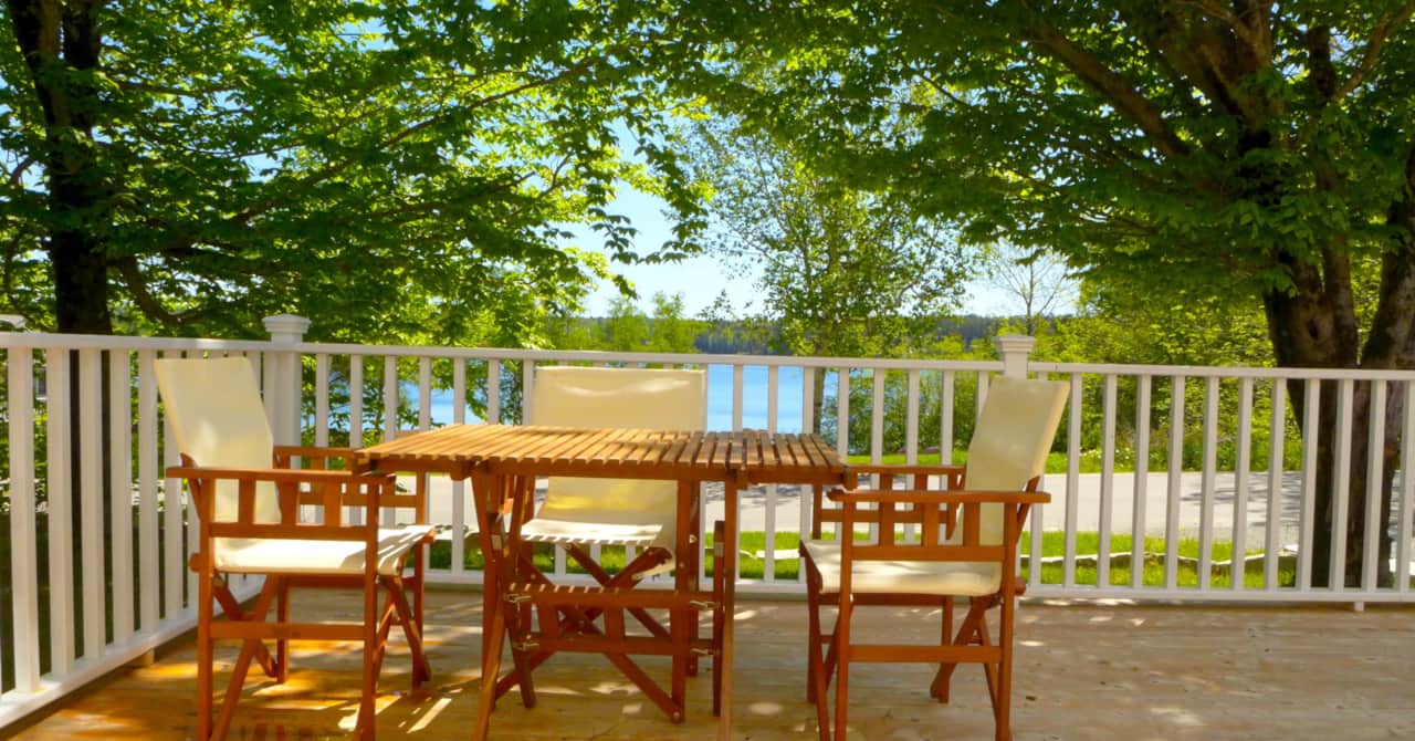 Deck