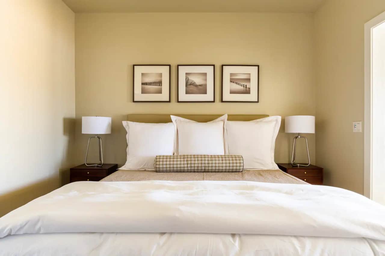 King size bed with linen sheets
