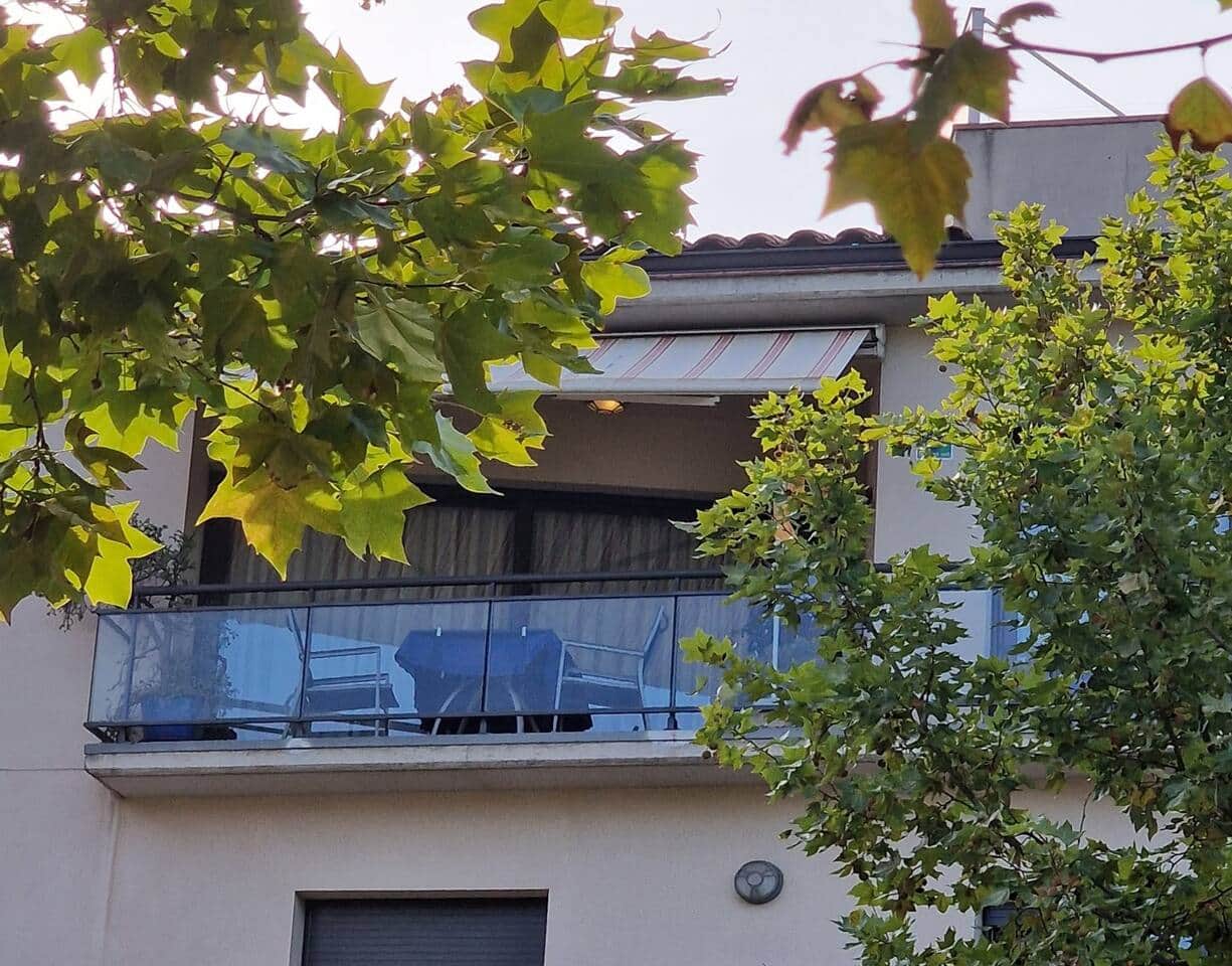 bâtiment avec vue de face