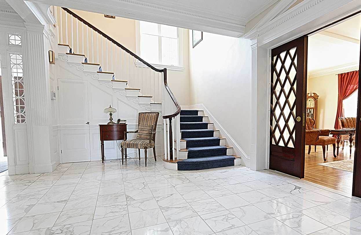 Lobby1