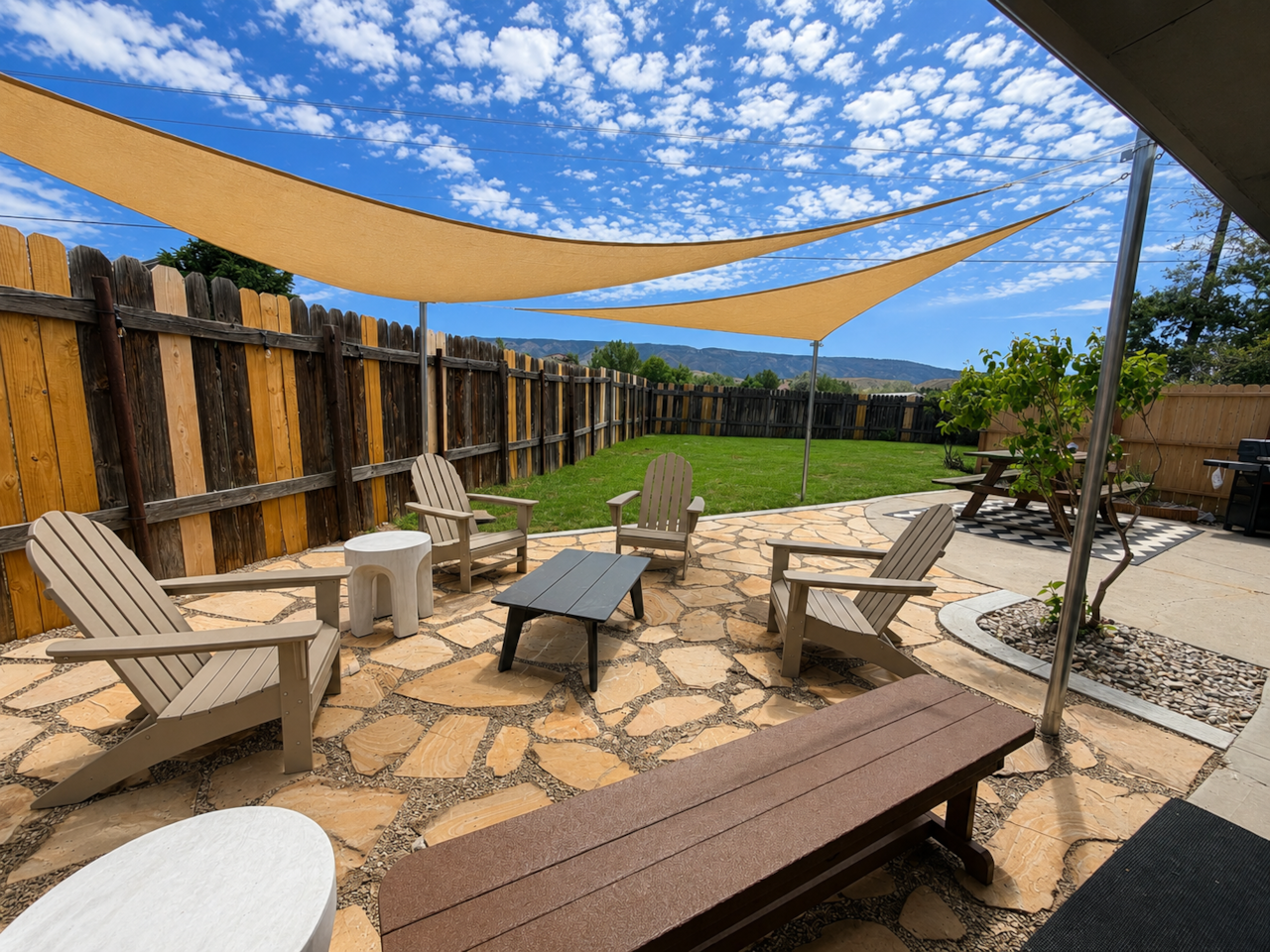 Stay Casper+ Patio+mountain