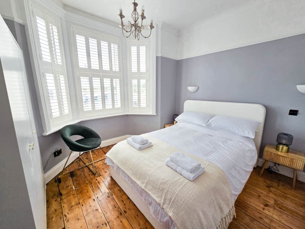 Seaview Bedroom - Double Bed