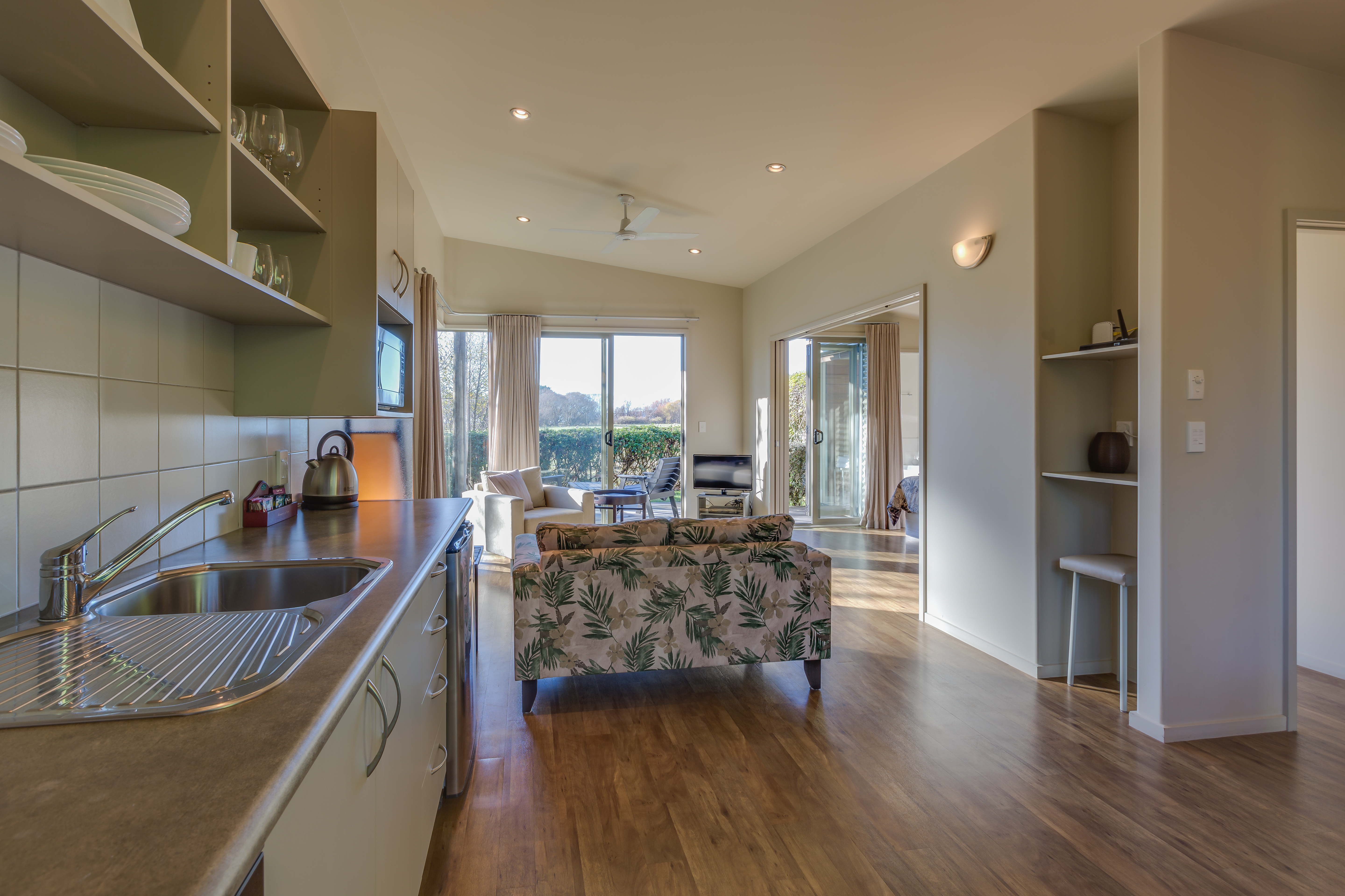 Te Awanga Cottages