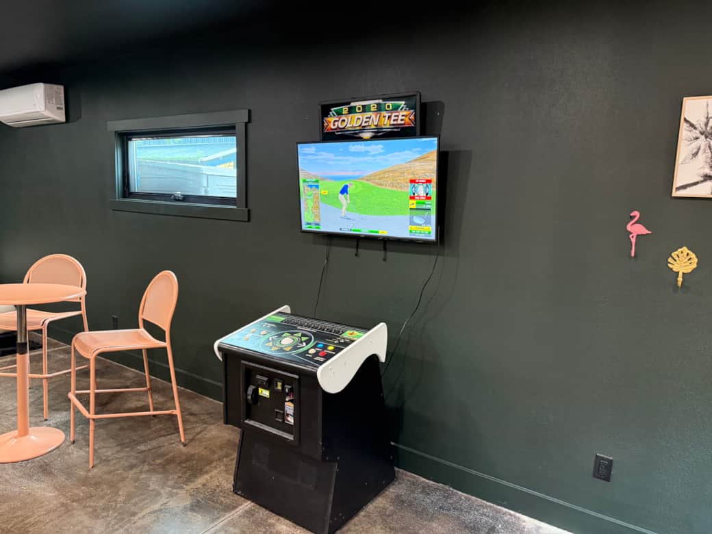 Golden Tee arcade game!