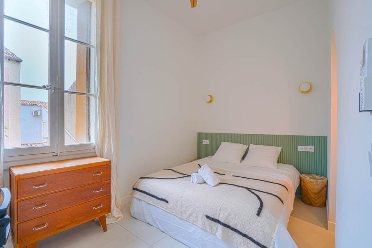 Room 2