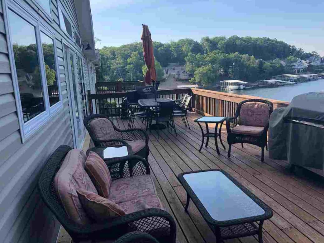 Deck Upper 2
