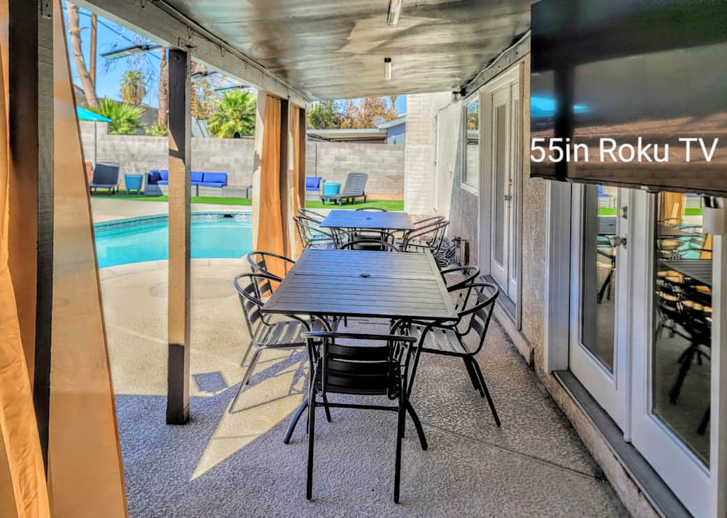 Exterior Dining Area 