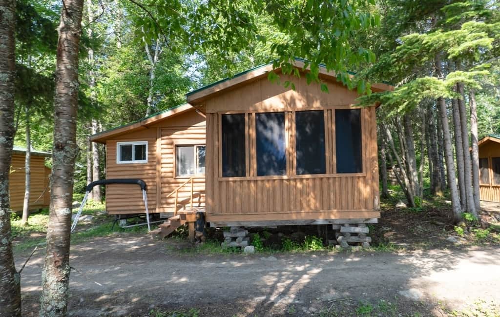 Cabin 4 Exterior