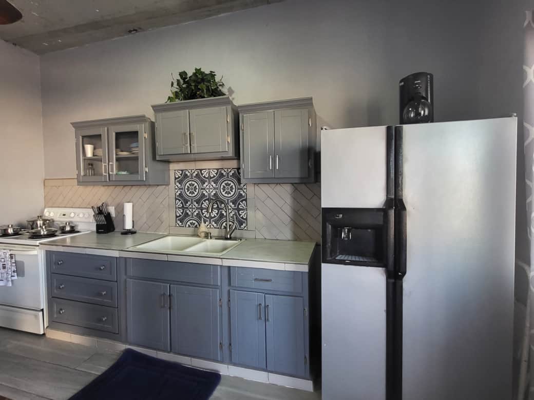 Fully Stocked Kitchen170239