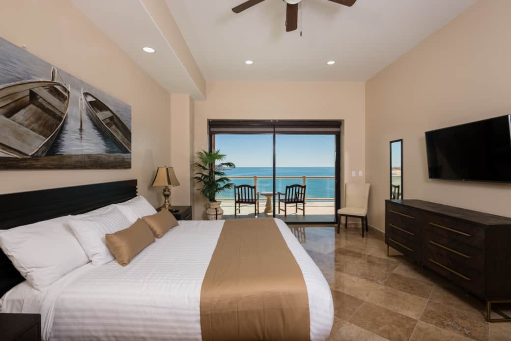 Master Bedroom, TV, Patio Access Master Bedroom, TV, Patio Access