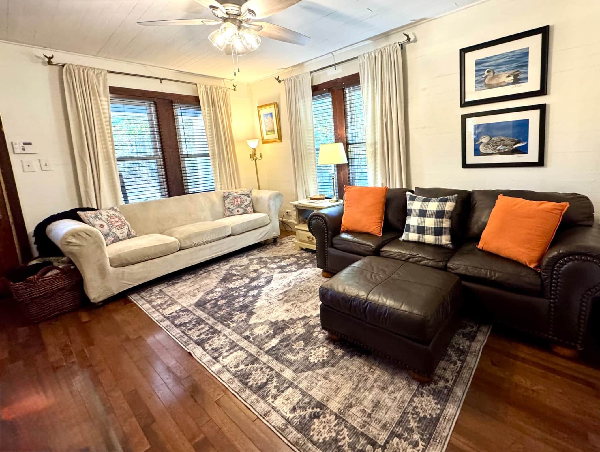 Large private den