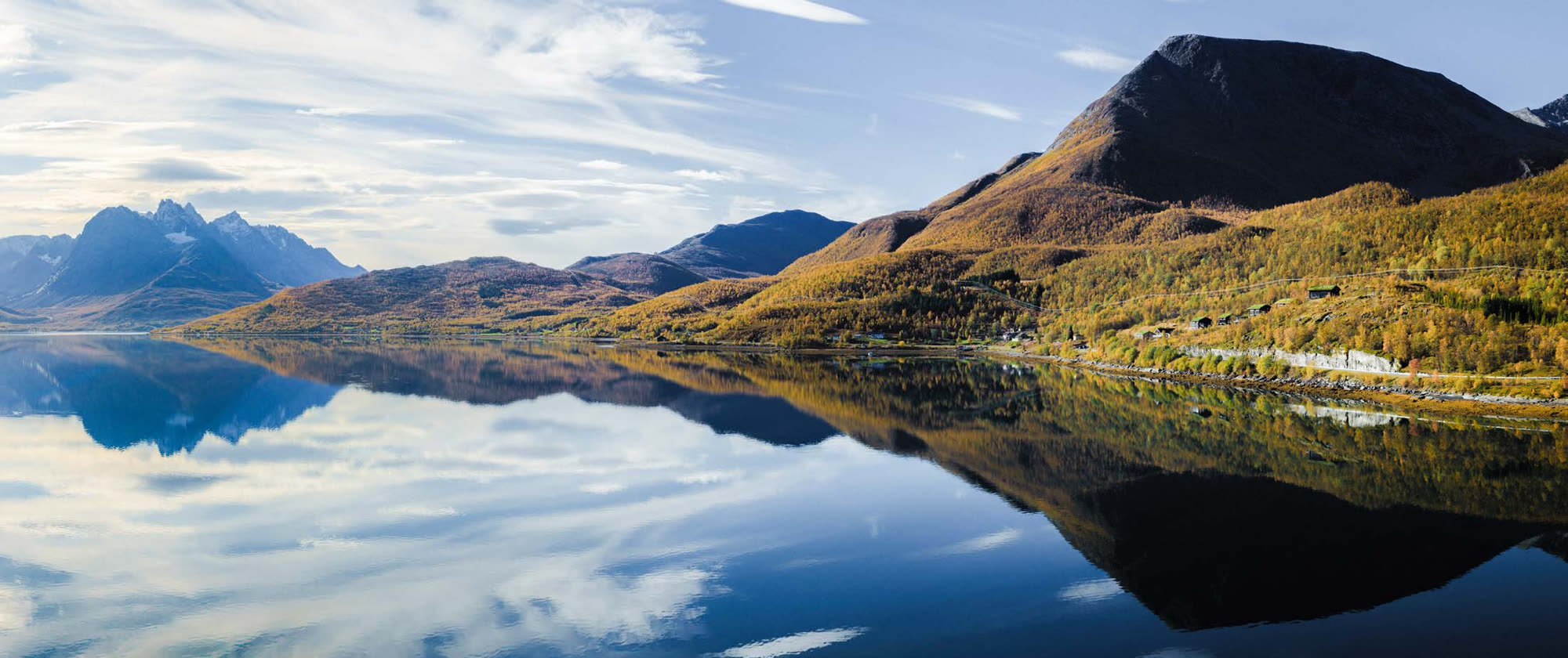 Autumn colours at Sjursnes