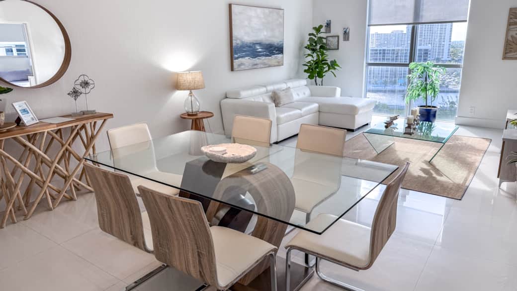 Comedor y sala de estar