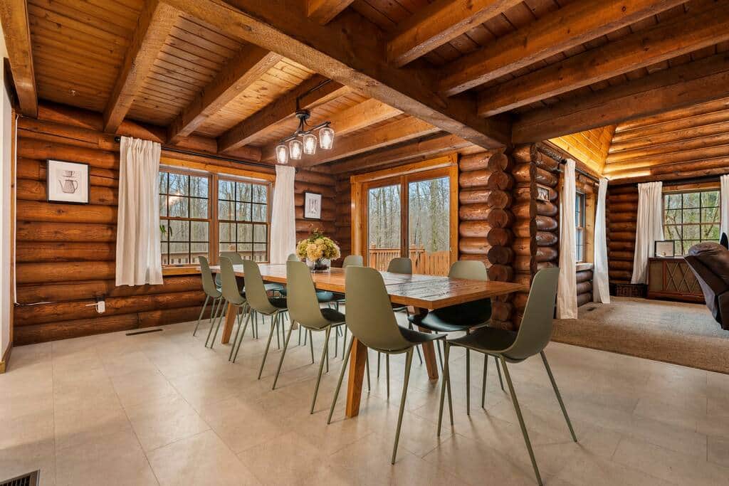 Plenty of room for family meals or game night