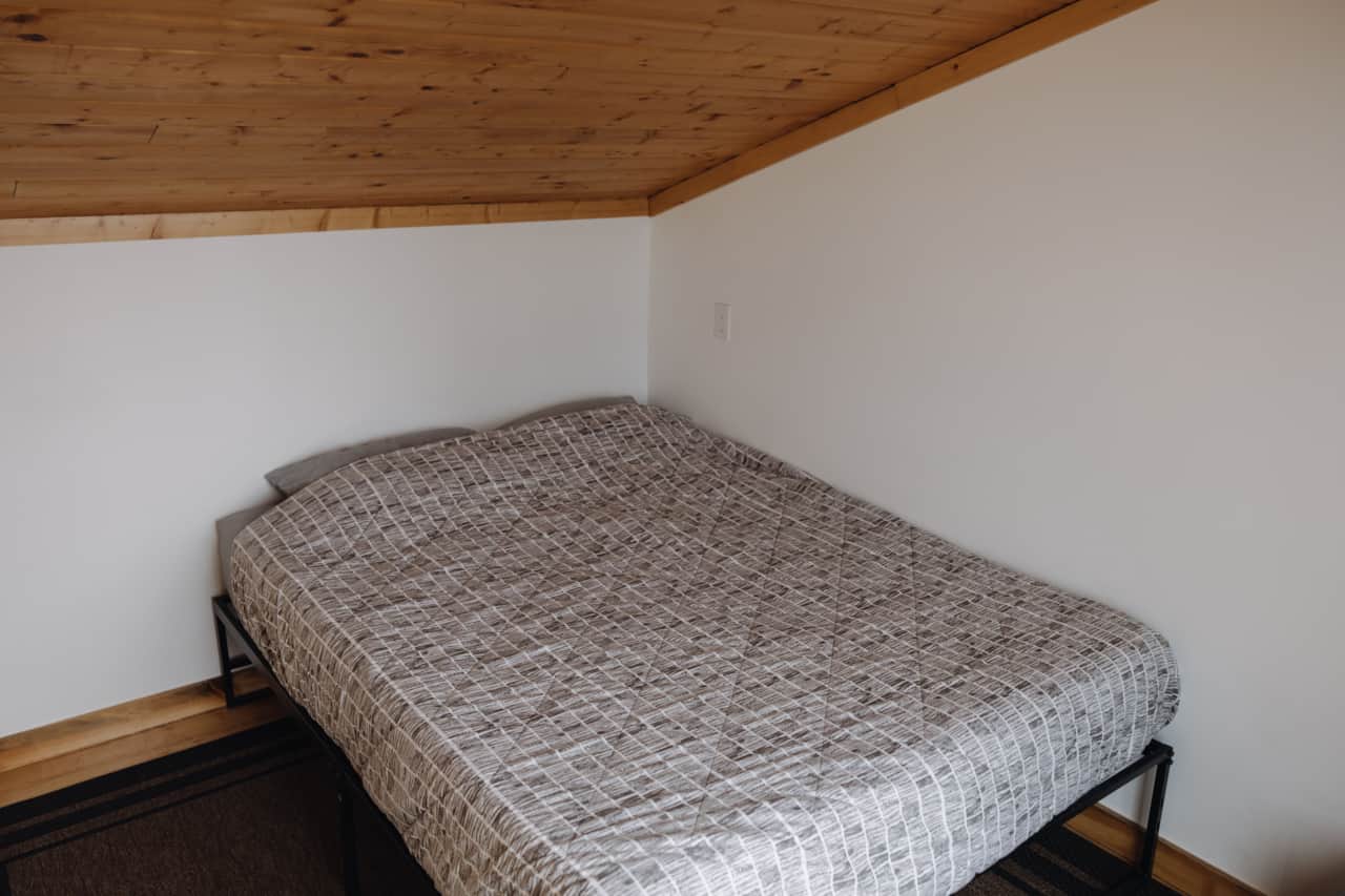 Queen Bed