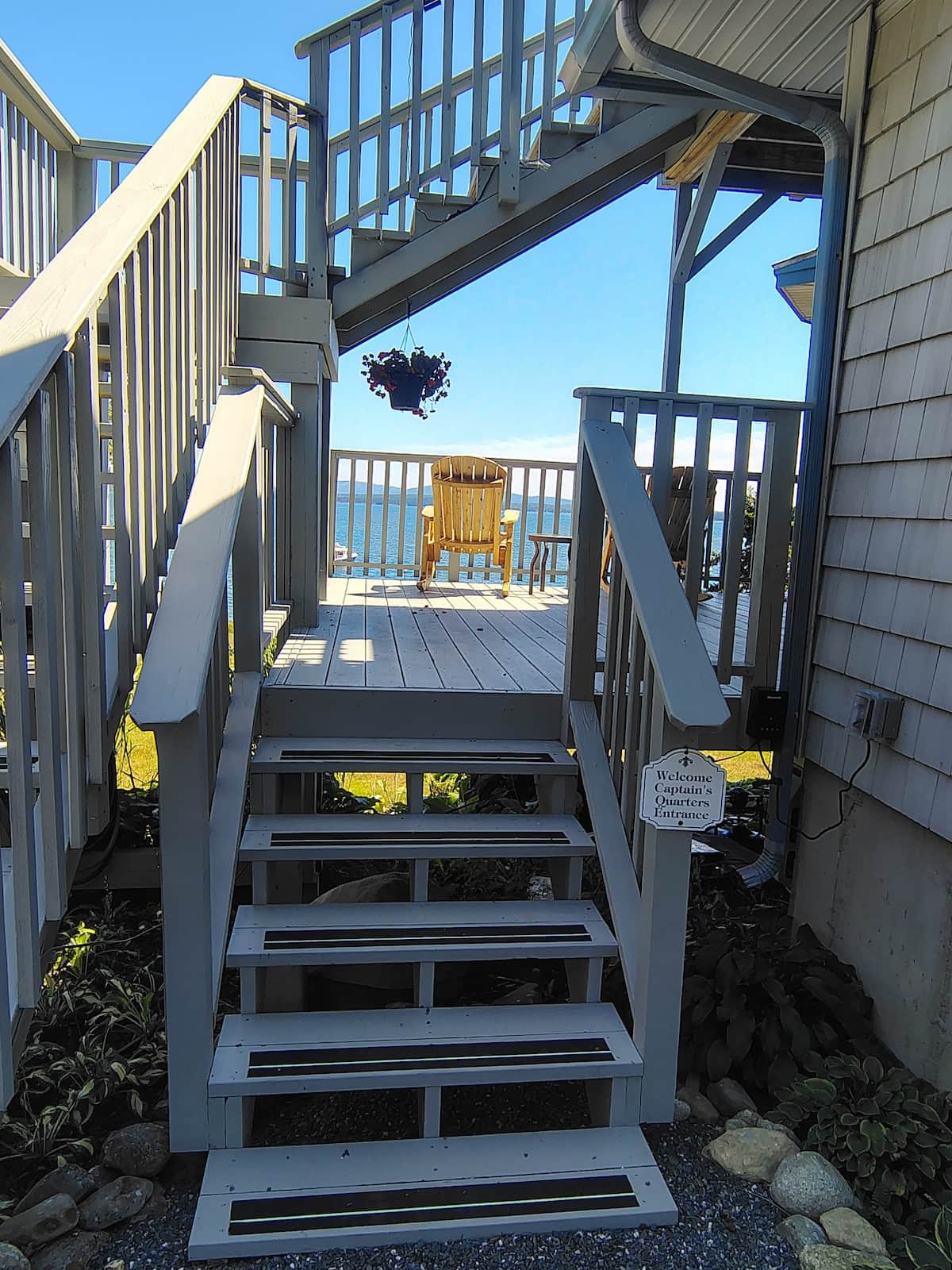 Private Entrance