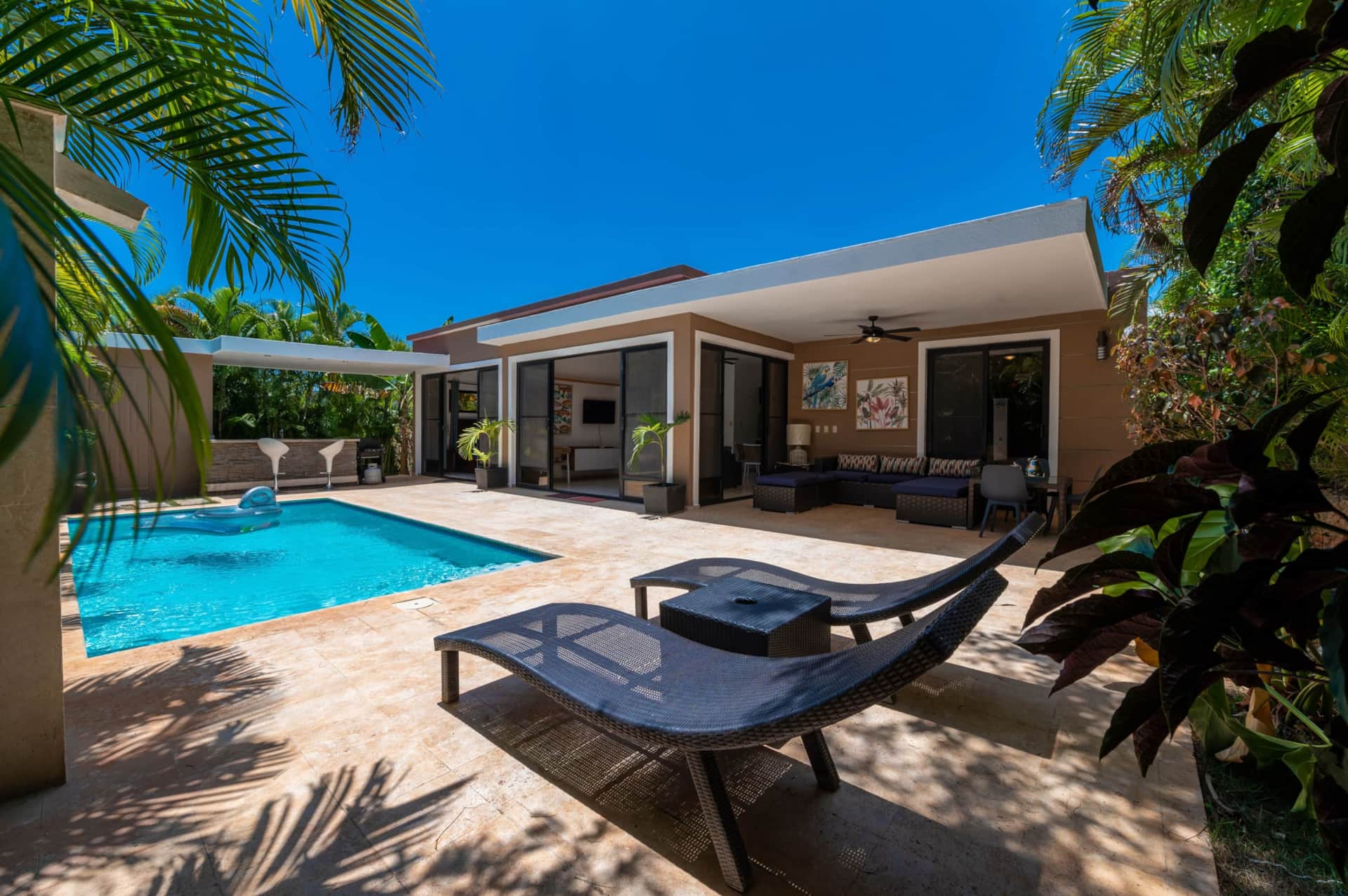 CONTI 919 de 2 habitaciones • Servicio de transporte a la playa • Televisores inteligentes • Parque acuático