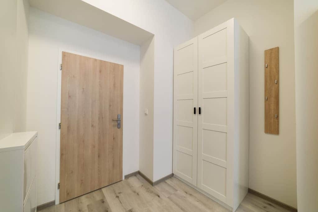 There is plenty of closet space There is plenty of closet space