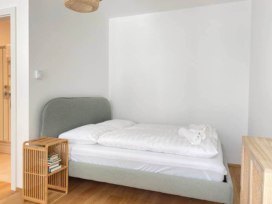 B6a87792 d382 4f11 9b13 34ed4e069201 B6a87792 d382 4f11 9b13 34ed4e069201