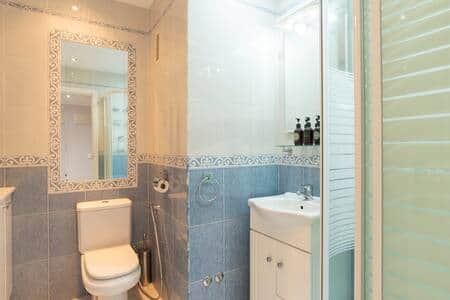 Bright Blue-Tiled Shower for Refreshing Mornings Bright Blue-Tiled Shower for Refreshing Mornings