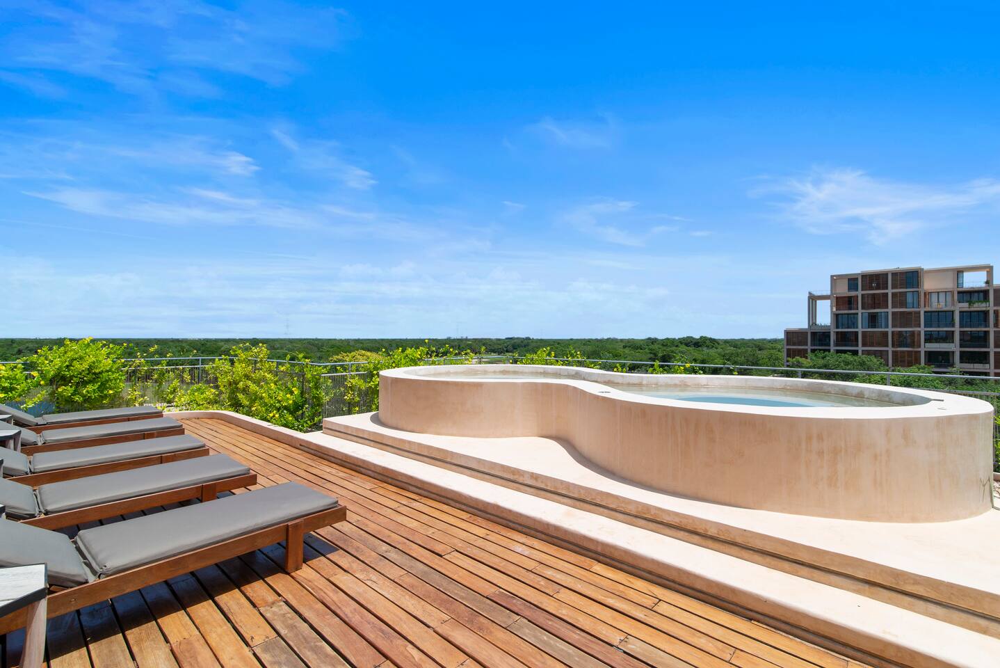 Corasol Golf • Beach Club • Pools • Hot Tubs • Gym photo 16