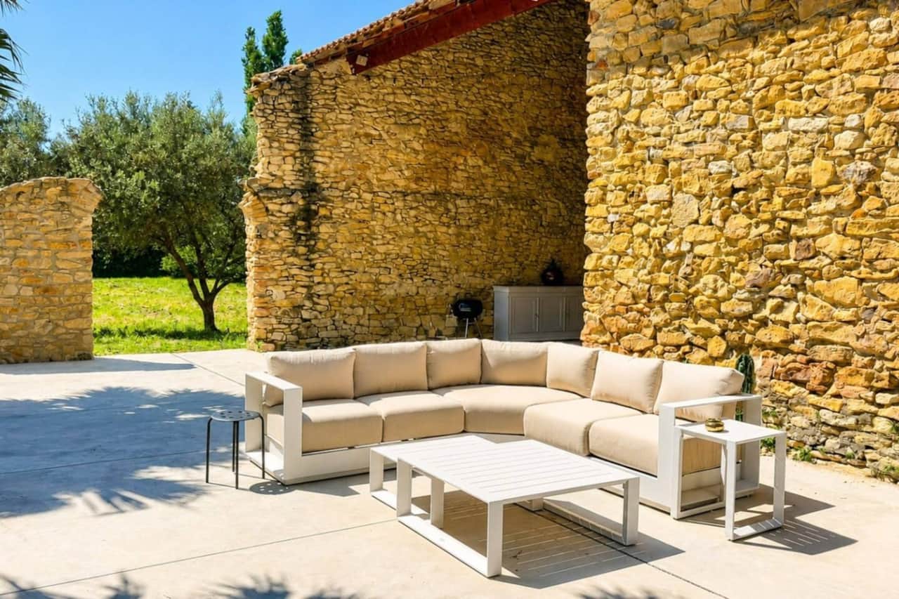 Garden, sofa