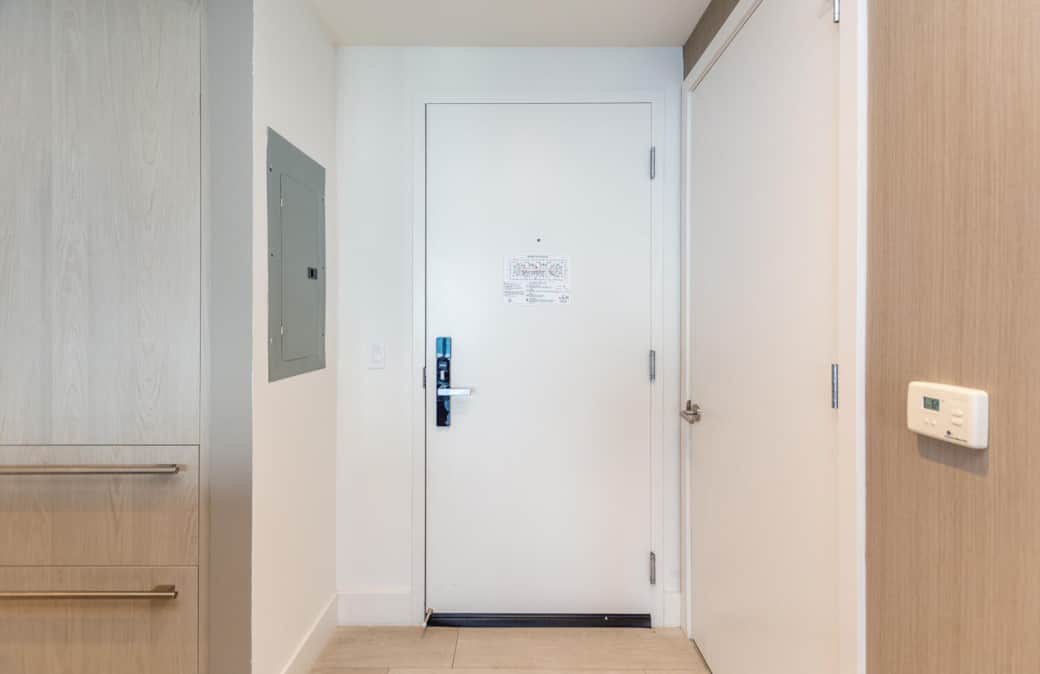 4010 S Ocean Dr Unit 3505-large-004-002-DSC 5501-1500x972-72dpi 4010 S Ocean Dr Unit 3505-large-004-002-DSC 5501-1500x972-72dpi