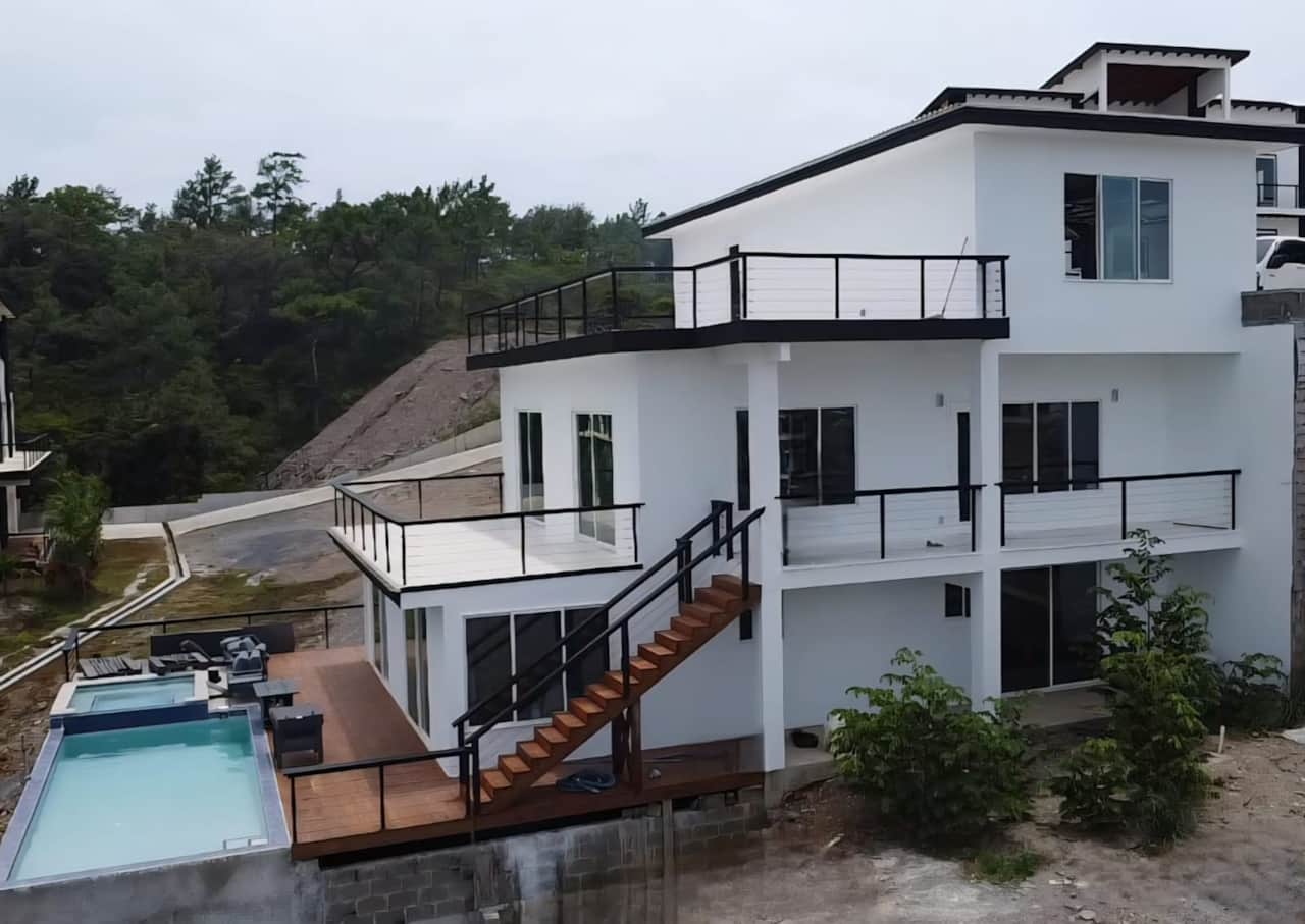 Lot 4 Side View