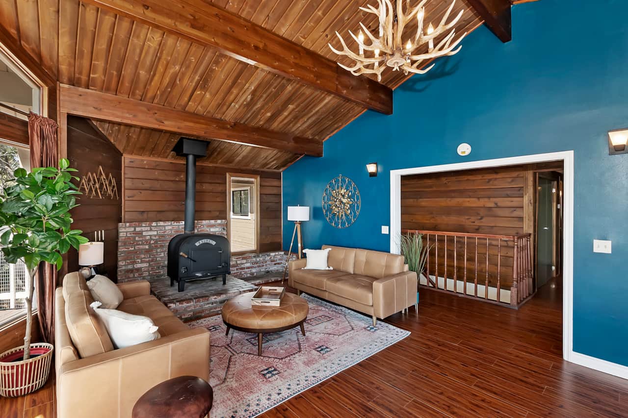 Hang out in the lounge