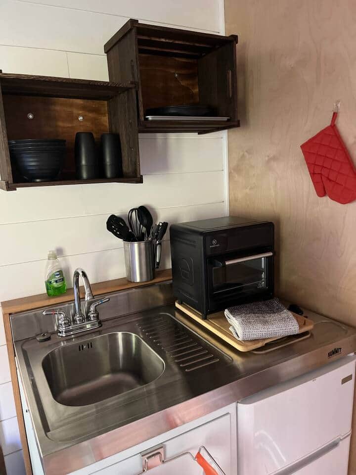 kitchenette