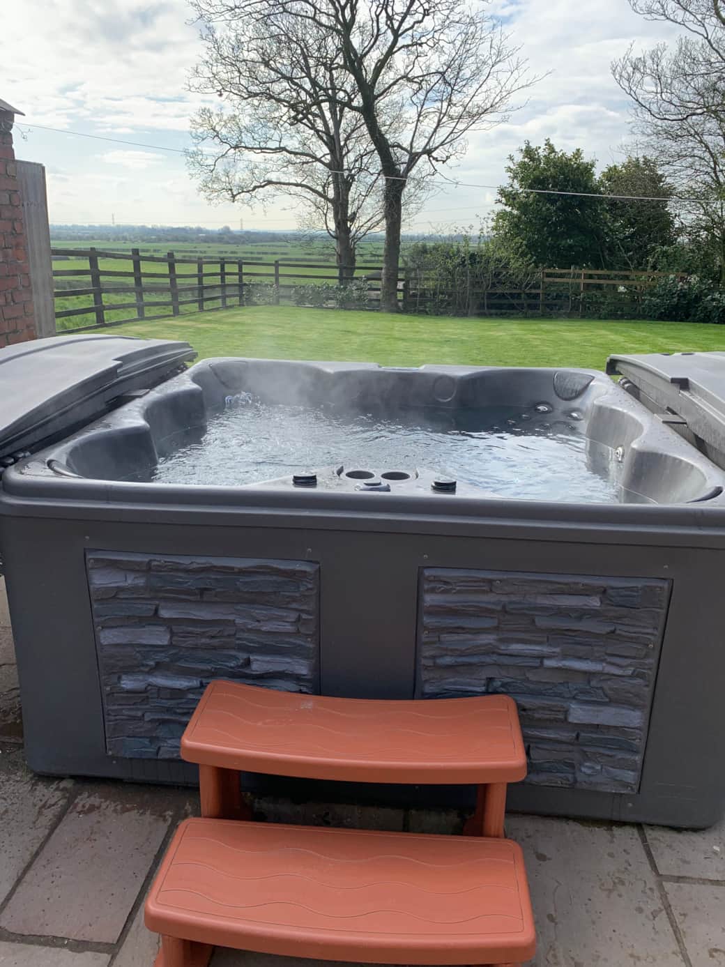 Hot tub.