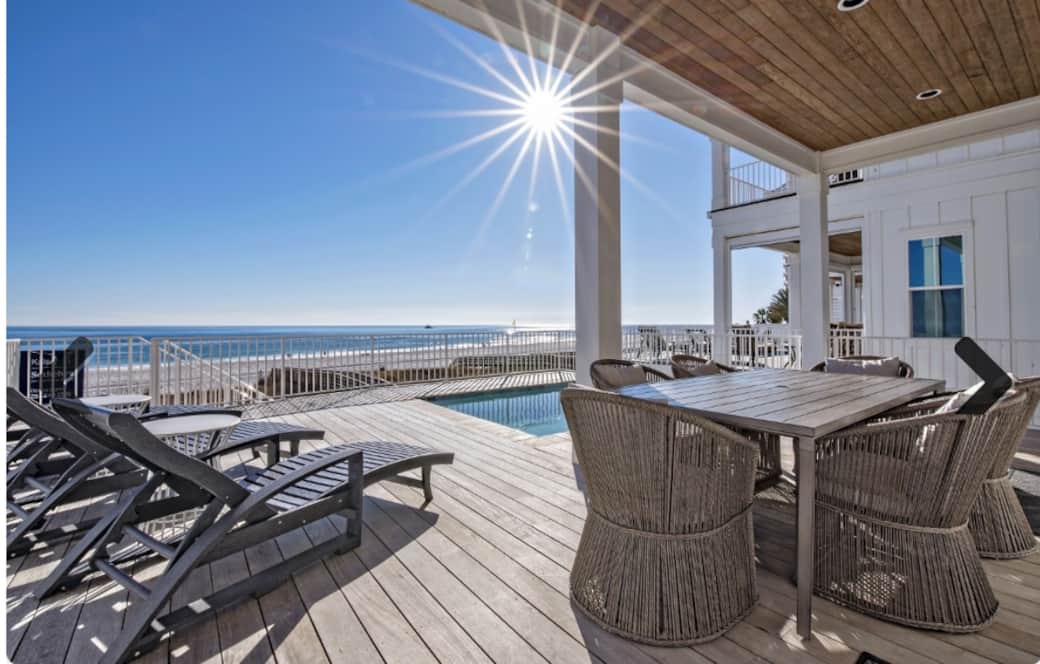 Main level pool deck