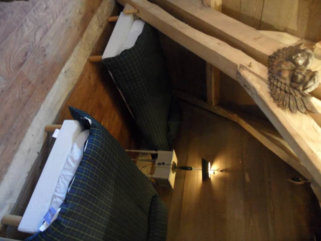une chambre pour les jeunes