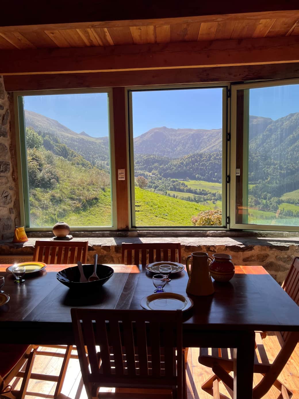 Espace repas pour 8 personnes Grange Mary Espace repas pour 8 personnes Grange Mary