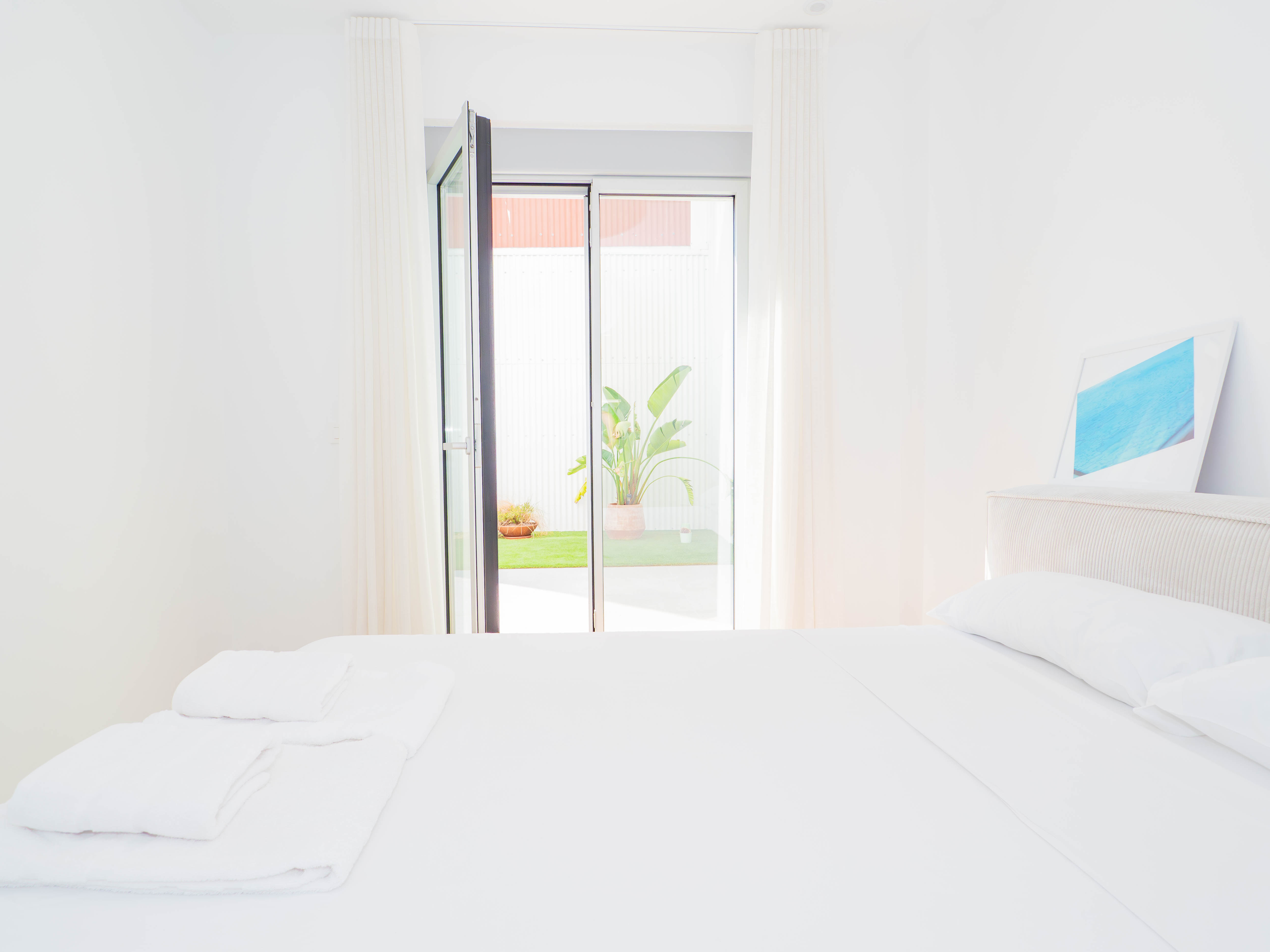 Pi y Margall Suite by YBH