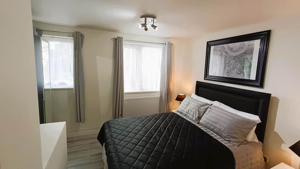 Front bedroom