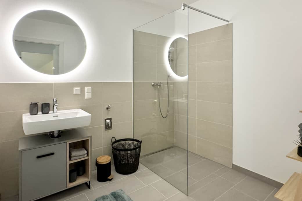 20240606 2700 Frauengasse 6 Top8 Badezimmer 02