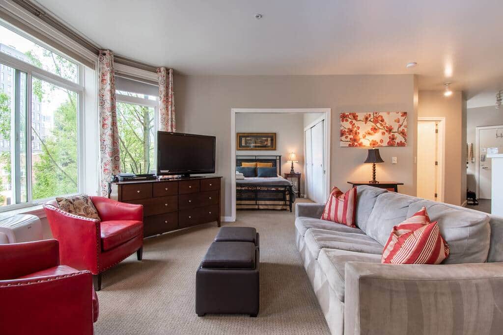 Very comfortable American Leather sleeper sofa. 