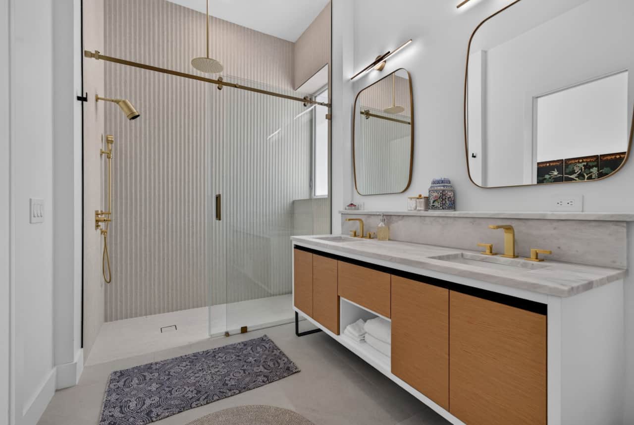 Primary suite bathroom