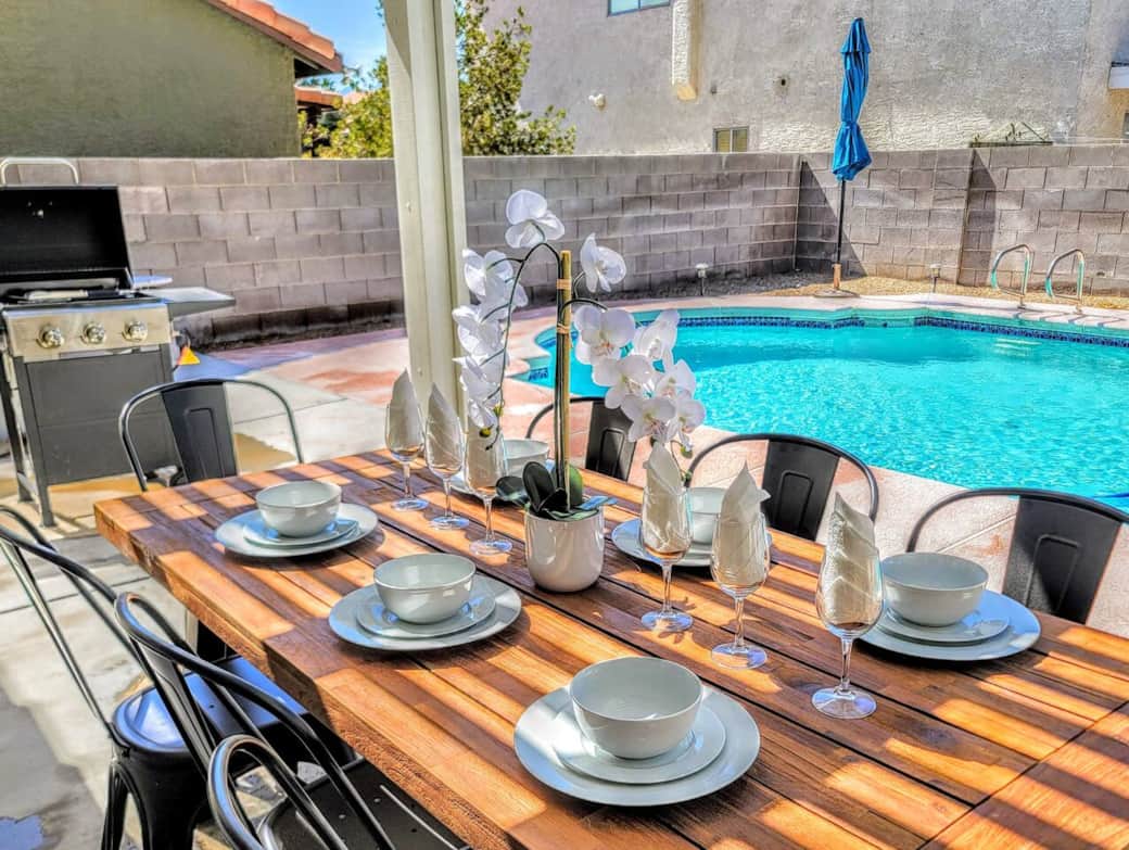 Exterior Dining Overview Exterior Dining Overview