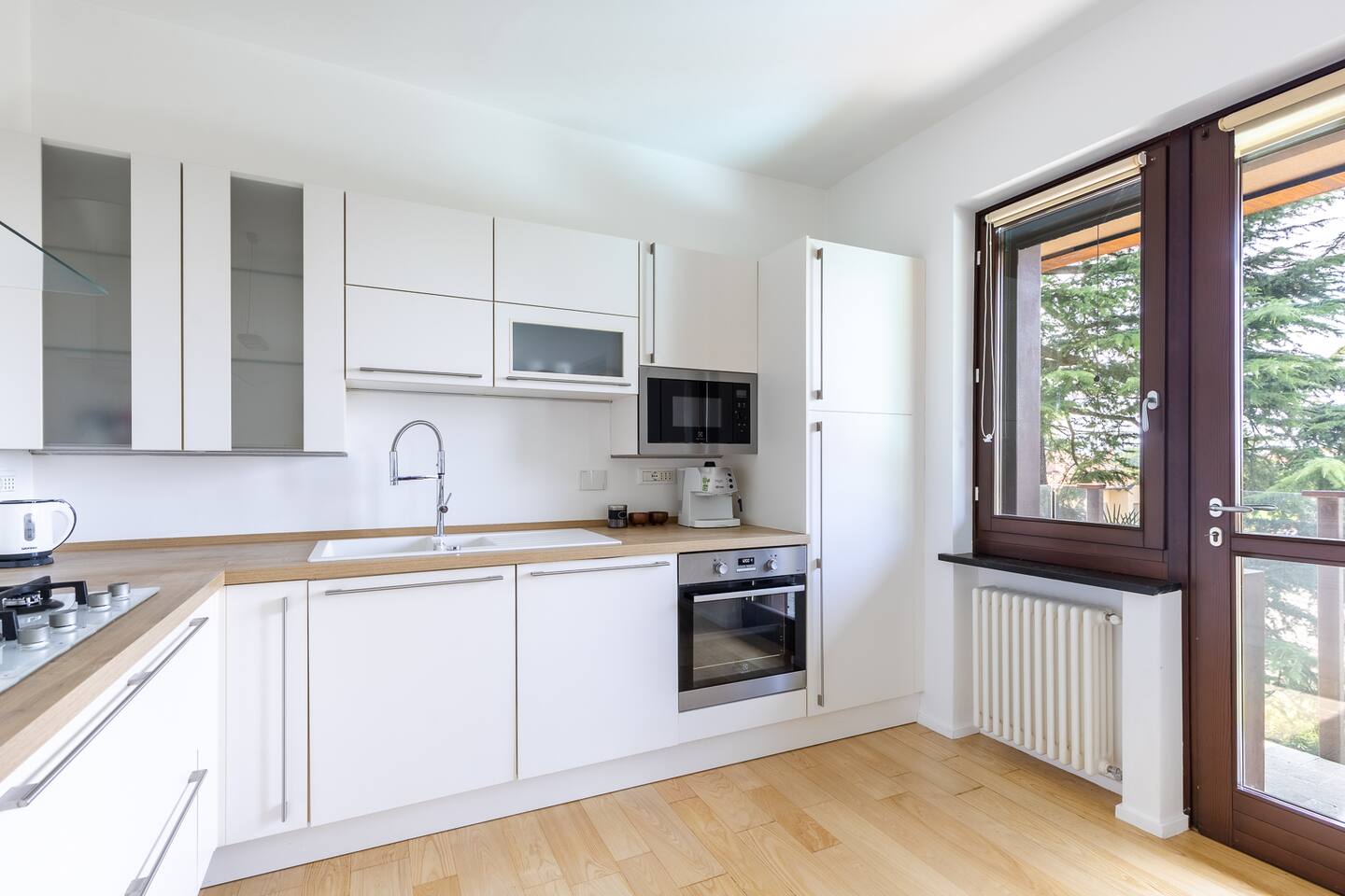 Cucina Totalmente Attrezzata