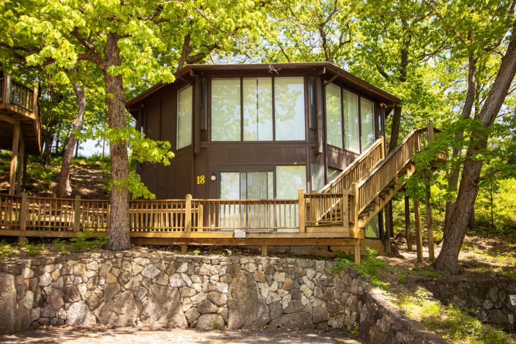 UNIT 18 TREETOP 2 BEDROOM VILLA Vacation Home in Village of Four