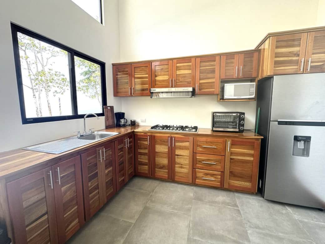 Kitchen Area Condo1