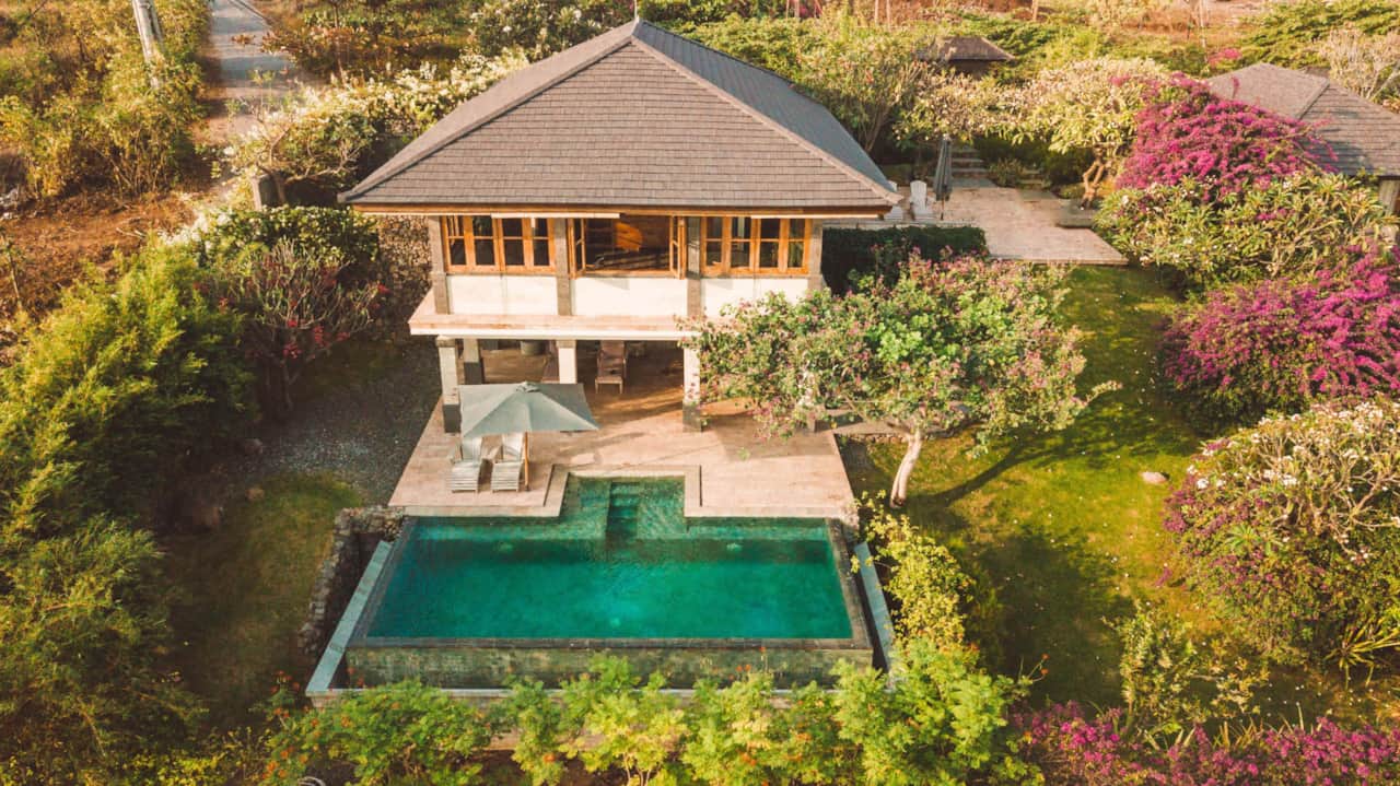 Nandini-sumberkimahill-villa-bali 