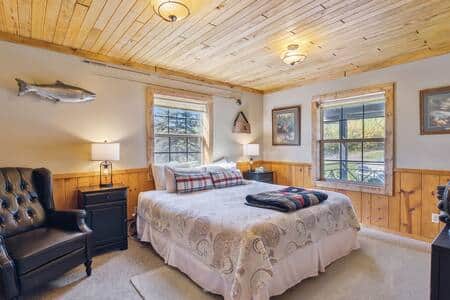 Master bedroom with a comfy king-sized bed.