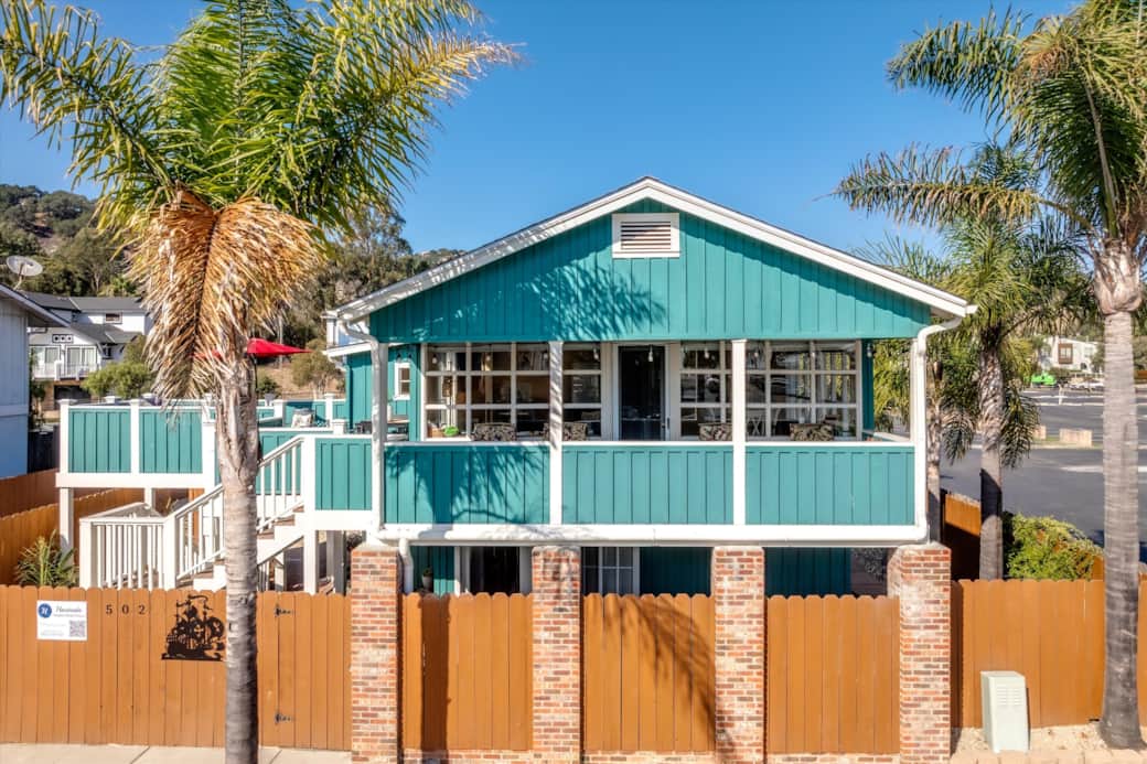 Welcome to Turquoise Tiki