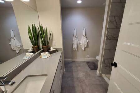 Main Bathroom